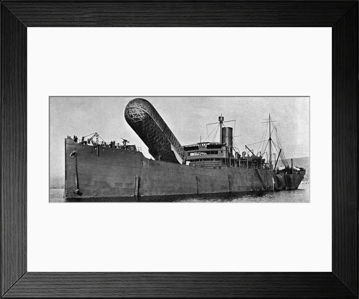 Framed Print : Balloon ship, WW1 Framed Print : Balloon ship, WW1