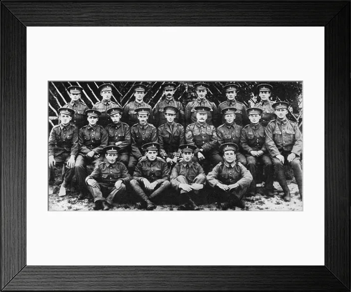 Framed Print : Jockeys as troopers in the 19th Hussars, WW1 Framed Print : Jockeys as troopers in the 19th Hussars, WW1