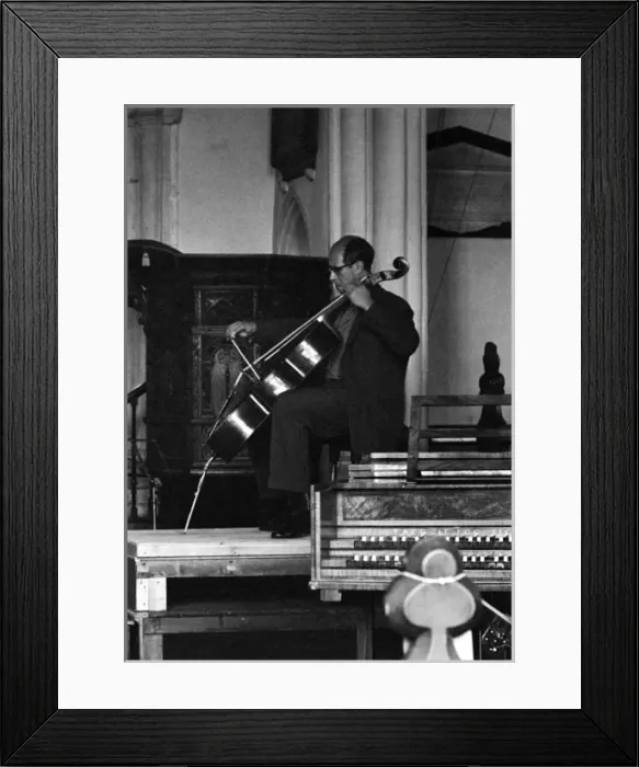 Framed Print : Mstislav Rostropovich, Aldeburgh Festival Framed Print : Mstislav Rostropovich, Aldeburgh Festival