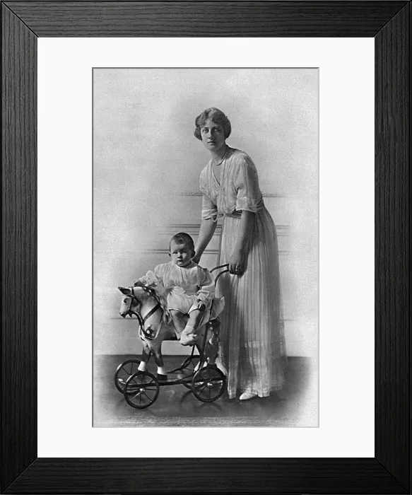 Framed Print : Princess Arthur of Connaught & Earl of Macduff, 1915 Framed Print : Princess Arthur of Connaught & Earl of Macduff, 1915