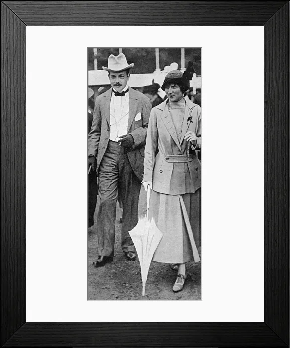 Framed Print : King Manuel & Queen Augusta at Chelsea Flower Show Framed Print : King Manuel & Queen Augusta at Chelsea Flower Show