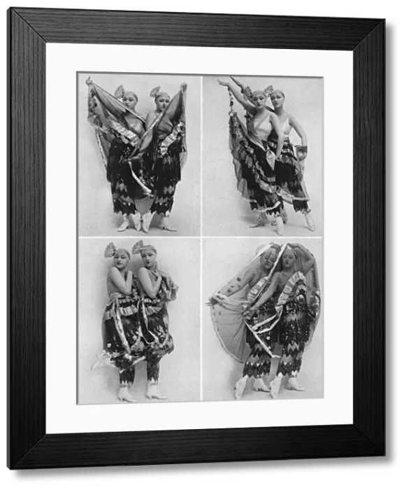 Framed Print : The Dolly Sisters Framed Print : The Dolly Sisters