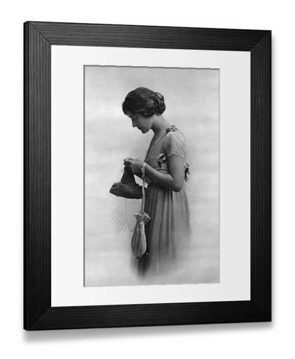 Framed Print : Phyllis Dare knitting, WW1 Framed Print : Phyllis Dare knitting, WW1
