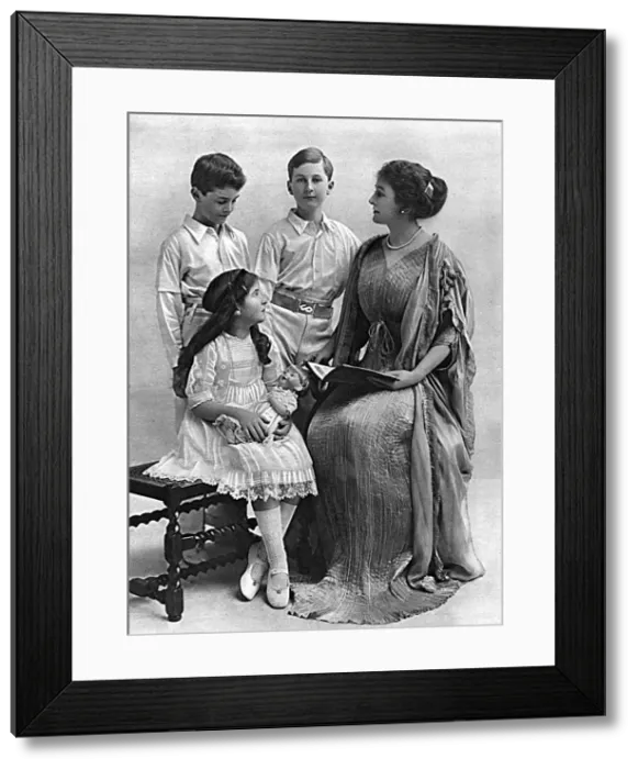 Framed Print : Countess Curzon with her children Framed Print : Countess Curzon with her children