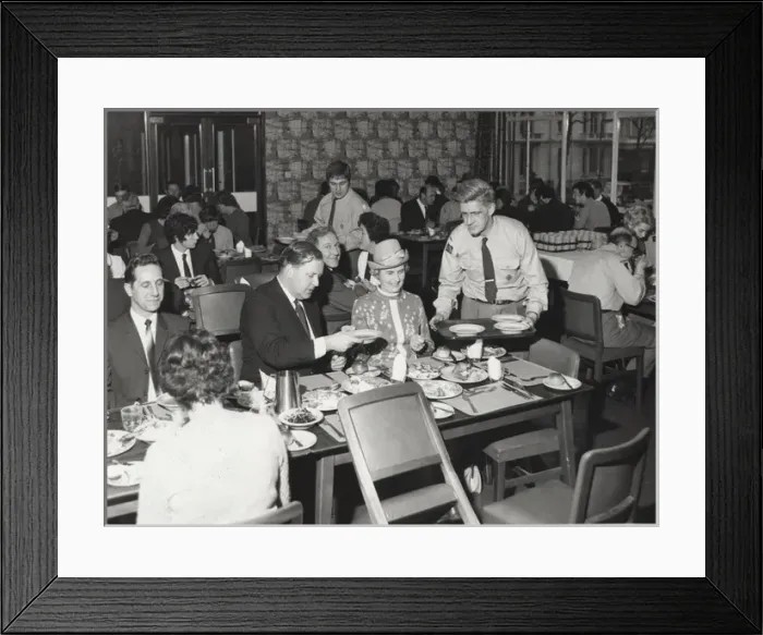 Framed Print : Dining room of Baden Powell House, London Framed Print : Dining room of Baden Powell House, London