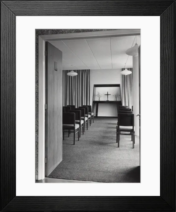 Framed Print : Chapel in Baden Powell House, London Framed Print : Chapel in Baden Powell House, London