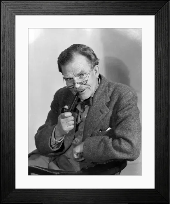 Framed Print : Middle-aged man with a pipe Framed Print : Middle-aged man with a pipe