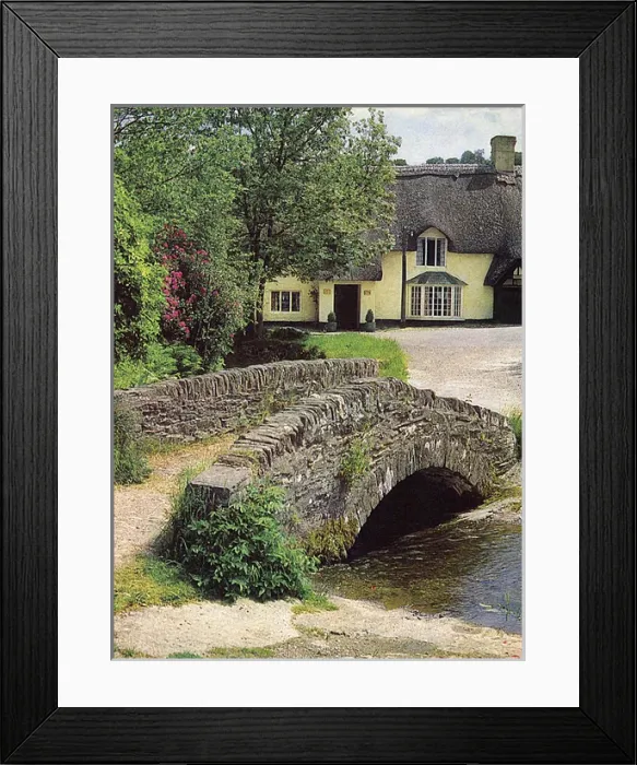Framed Print : Winsford, Somerset Framed Print : Winsford, Somerset