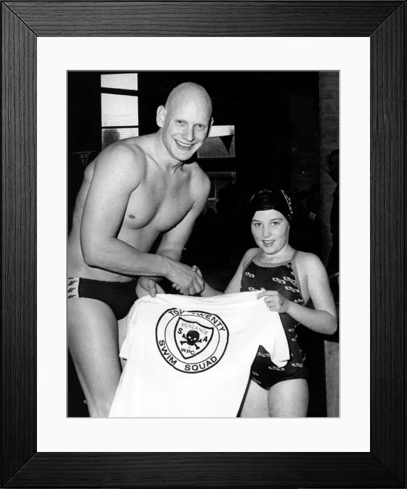 Framed Print : Duncan Goodhew, British Olympic swimmer Framed Print : Duncan Goodhew, British Olympic swimmer