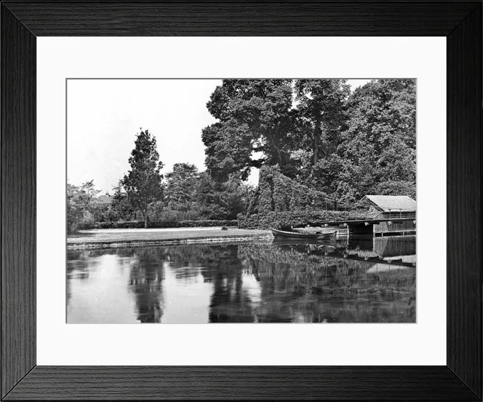 Framed Print : Boat House - Spring Bridge - Denham Court, Buckinghamshire Framed Print : Boat House - Spring Bridge - Denham Court, Buckinghamshire
