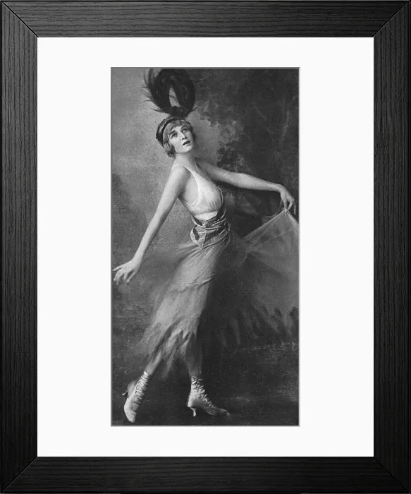 Framed Print : Mrs Vernon Castle in Miss 1917 Framed Print : Mrs Vernon Castle in Miss 1917