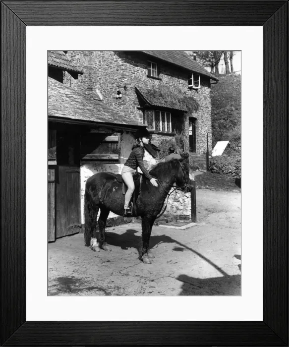 Framed Print : Pony trekking, Exmoor, Devon Framed Print : Pony trekking, Exmoor, Devon