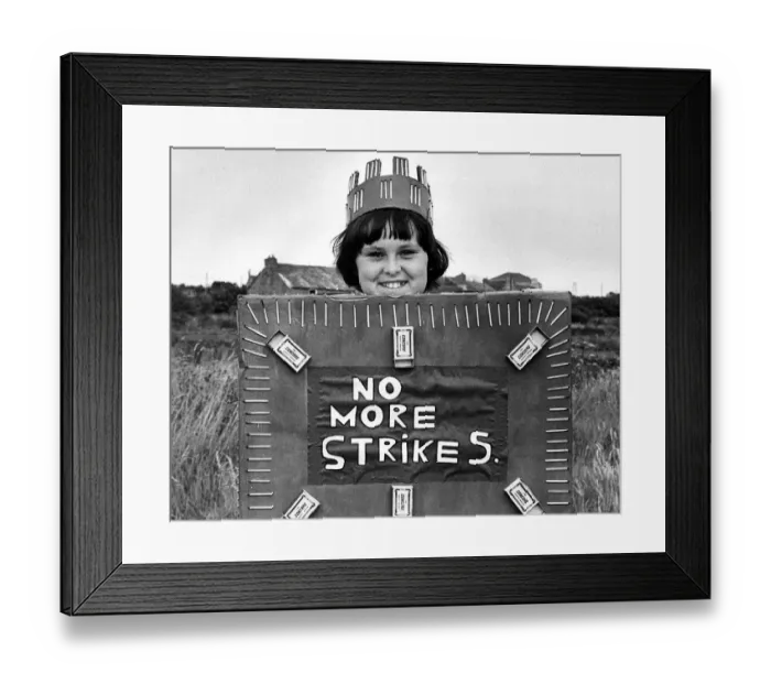 Framed Print : Girl in fancy dress, Camborne, Cornwall Framed Print : Girl in fancy dress, Camborne, Cornwall