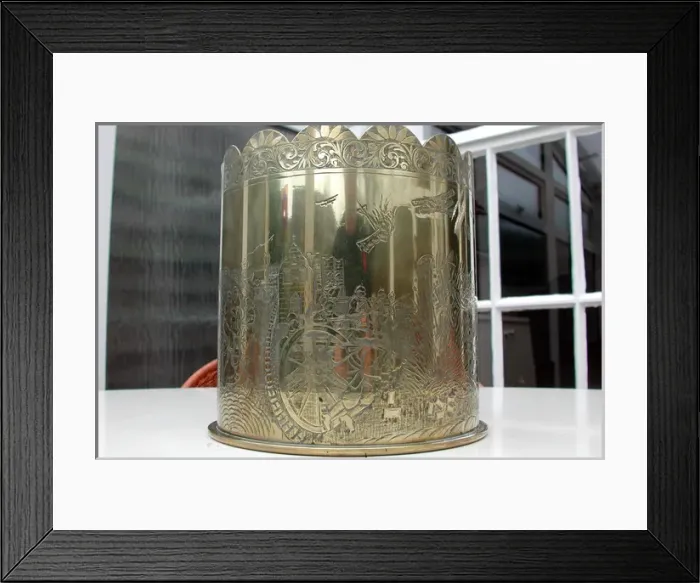 Framed Print : German 21cm Howitzer shell case with engravings, WW1 Framed Print : German 21cm Howitzer shell case with engravings, WW1