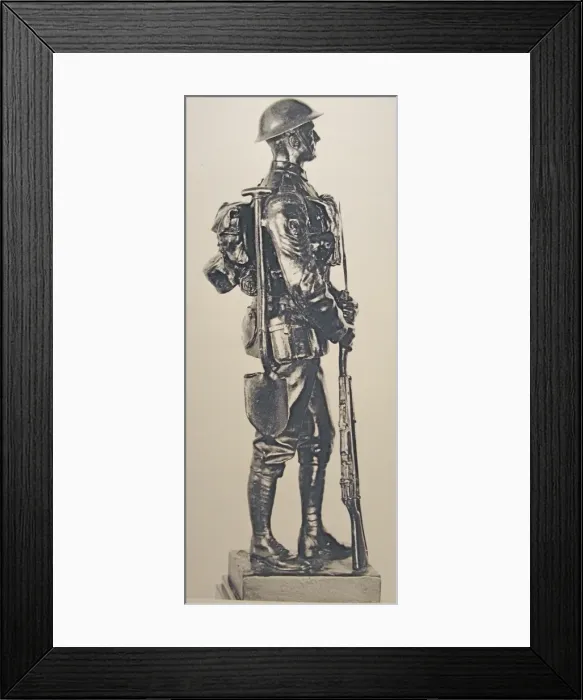 Framed Print : Bronze Statuette - Sgt Grenadier Guards in Battle Order Framed Print : Bronze Statuette - Sgt Grenadier Guards in Battle Order