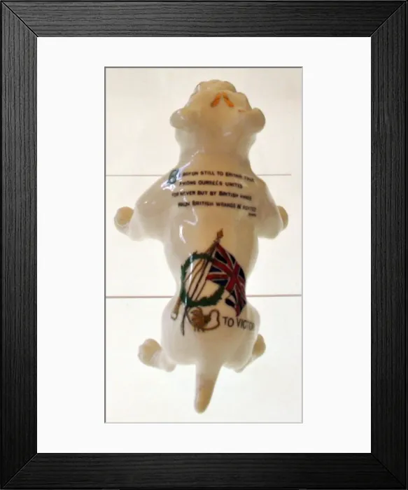 Framed Print : AB R & Co patriotic china bulldog with laurel wreath Framed Print : AB R & Co patriotic china bulldog with laurel wreath
