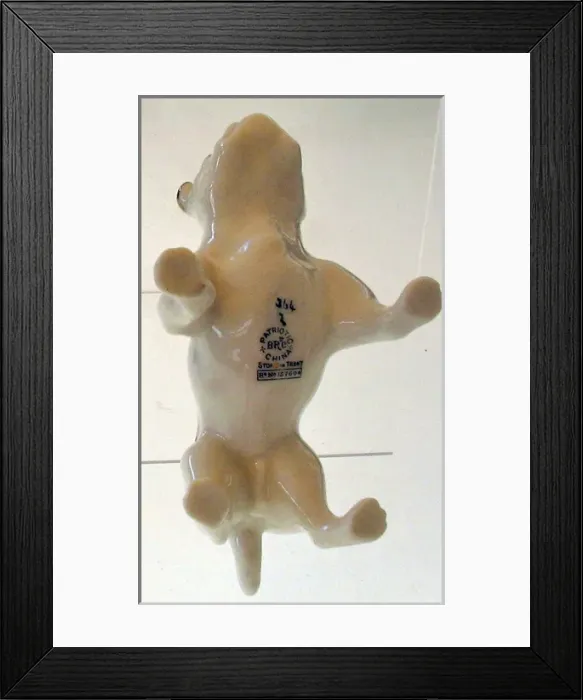 Framed Print : AB R & Co patriotic china bulldog with laurel wreath Framed Print : AB R & Co patriotic china bulldog with laurel wreath