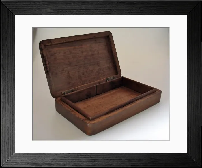 Framed Print : Cigarette box - badge of the 9th Battalion of Ghurkas Framed Print : Cigarette box - badge of the 9th Battalion of Ghurkas