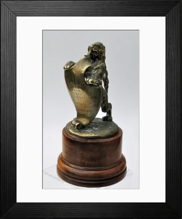Framed Print : A lion holding a shield - WWI Framed Print : A lion holding a shield - WWI