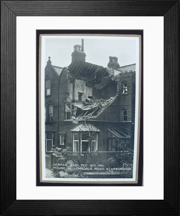 Framed Print : The German Raid on Scarborough, December 16th 1914 Framed Print : The German Raid on Scarborough, December 16th 1914