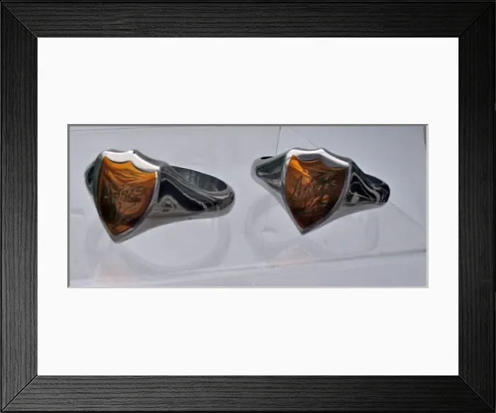 Framed Print : Serviette ring with a brass shield engraved Arras Framed Print : Serviette ring with a brass shield engraved Arras
