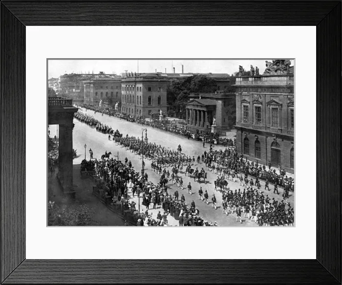 Framed Print : Unter den Linden street in Berlin, Germany Framed Print : Unter den Linden street in Berlin, Germany