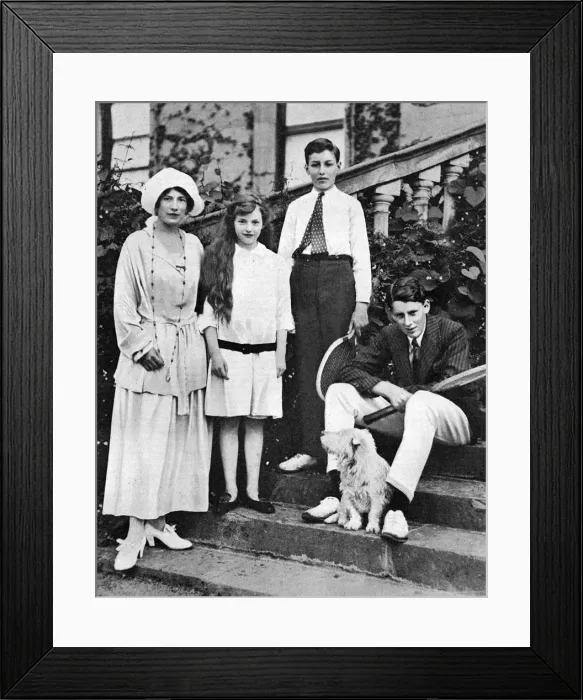 Framed Print : The Marchioness of Headfort and her children