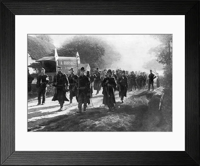 Framed Print : Belgian soldiers head to war Framed Print : Belgian soldiers head to war
