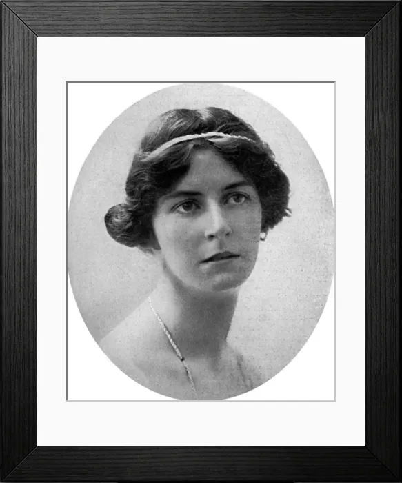 Framed Print : Miss Elsie Mathews, now the new Lady Burke, 1915 Framed Print : Miss Elsie Mathews, now the new Lady Burke, 1915
