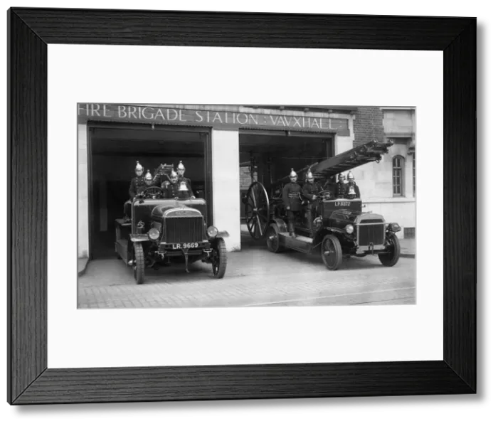 Framed Print : LCC-London Fire Brigade crews and vehicles, Vauxhall Framed Print : LCC-London Fire Brigade crews and vehicles, Vauxhall