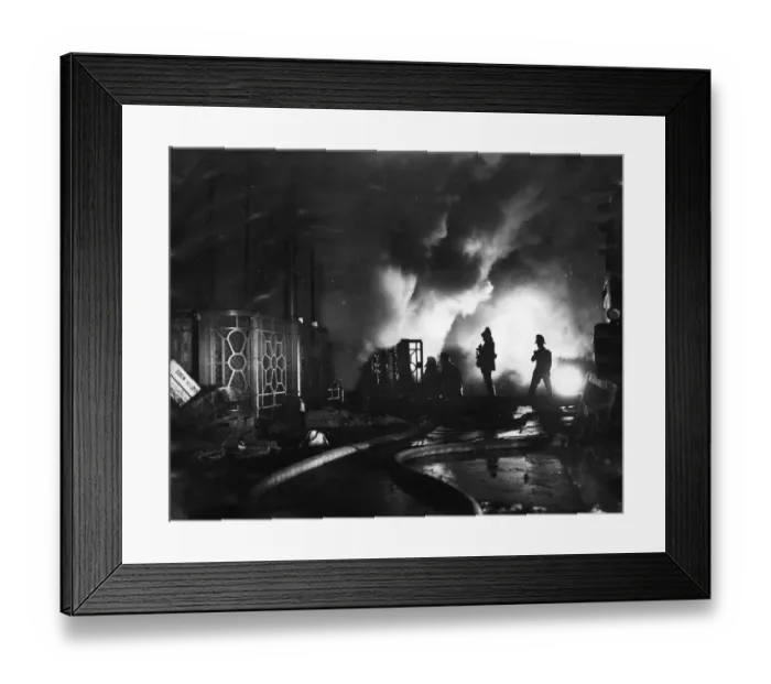 Framed Print : Firefighters at Covent Garden Market fire, London Framed Print : Firefighters at Covent Garden Market fire, London