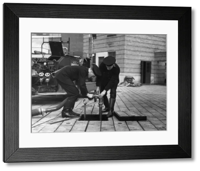 Framed Print : LCC-London Fire Brigade recruits Framed Print : LCC-London Fire Brigade recruits