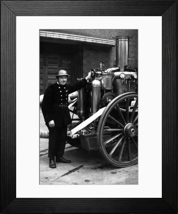 Framed Print : Metropolitan Fire Brigade horse-drawn steamer Framed Print : Metropolitan Fire Brigade horse-drawn steamer