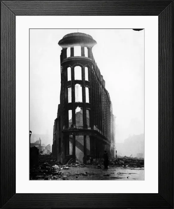 Framed Print : Devastation at Southwark Street and Summer Street, London Framed Print : Devastation at Southwark Street and Summer Street, London