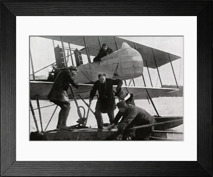Framed Print : Winston Churchill Framed Print : Winston Churchill