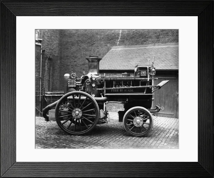 Framed Print : Shand Mason Horsed Steamer, Bishopsgate, London Framed Print : Shand Mason Horsed Steamer, Bishopsgate, London