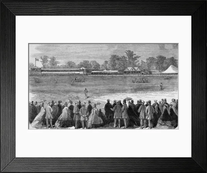 Framed Print : Cricket match at Melbourne, England v Australia Framed Print : Cricket match at Melbourne, England v Australia