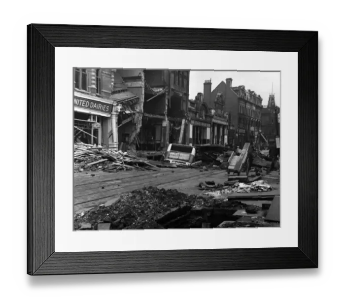Framed Print : Blitz in London -- Balham High Road, WW2 Framed Print : Blitz in London -- Balham High Road, WW2