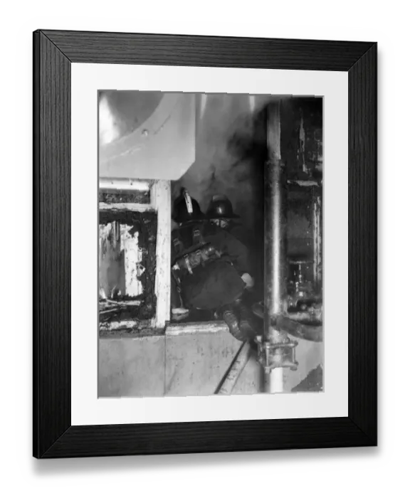 Framed Print : Major fire, Smithfield Poultry Market, London Framed Print : Major fire, Smithfield Poultry Market, London
