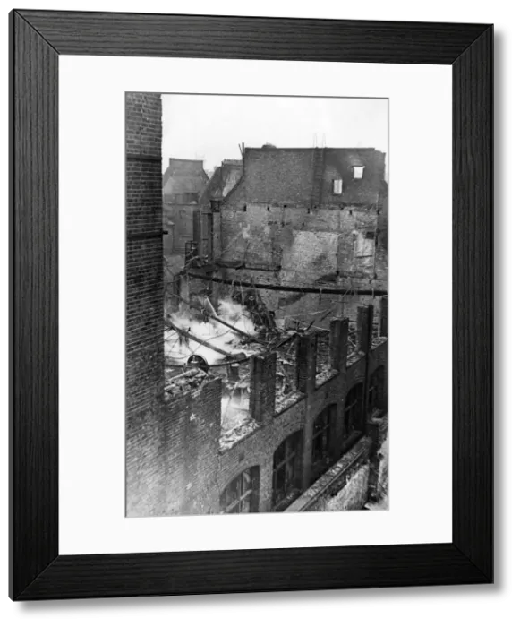 Framed Print : Blitz in London -- Turnmill Street, Clerkenwell, WW2 Framed Print : Blitz in London -- Turnmill Street, Clerkenwell, WW2