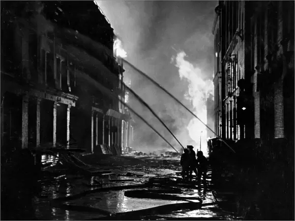 Blitz in the City of London - AFS firefighters, WW2