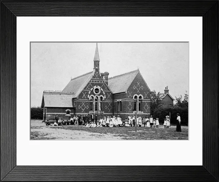 Framed Print : School at Shiplake, Oxfordshire Framed Print : School at Shiplake, Oxfordshire