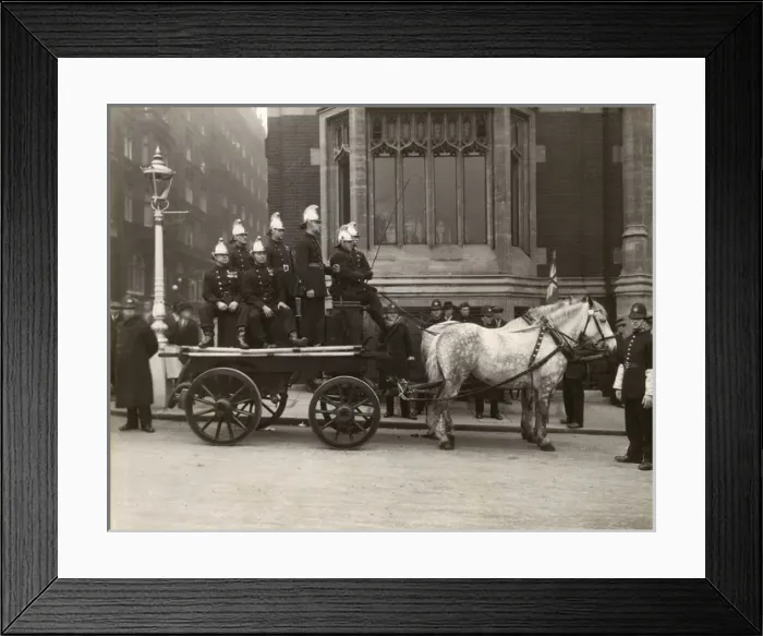 Framed Print : Shand Mason horse-drawn manual pump and crew Framed Print : Shand Mason horse-drawn manual pump and crew