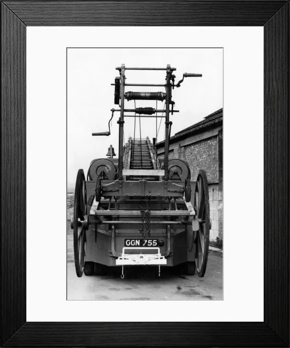 Framed Print : LFB towing unit (rear view) Framed Print : LFB towing unit (rear view)