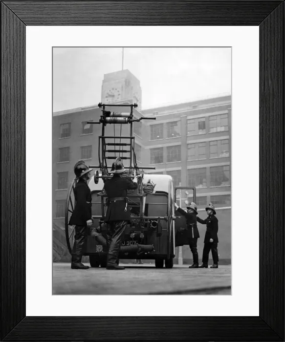 Framed Print : LFB dual purpose appliance (back view) with crew Framed Print : LFB dual purpose appliance (back view) with crew