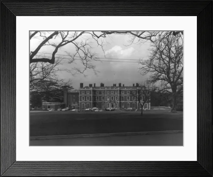 Framed Print : Trent Park Teacher Training College, North London Framed Print : Trent Park Teacher Training College, North London