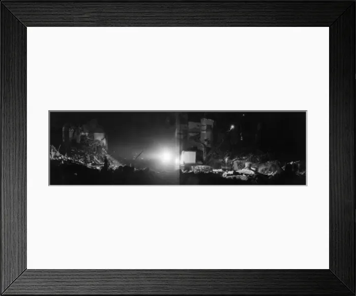 Framed Print : Scene in Shardeloes Road, New Cross, WW2 Framed Print : Scene in Shardeloes Road, New Cross, WW2