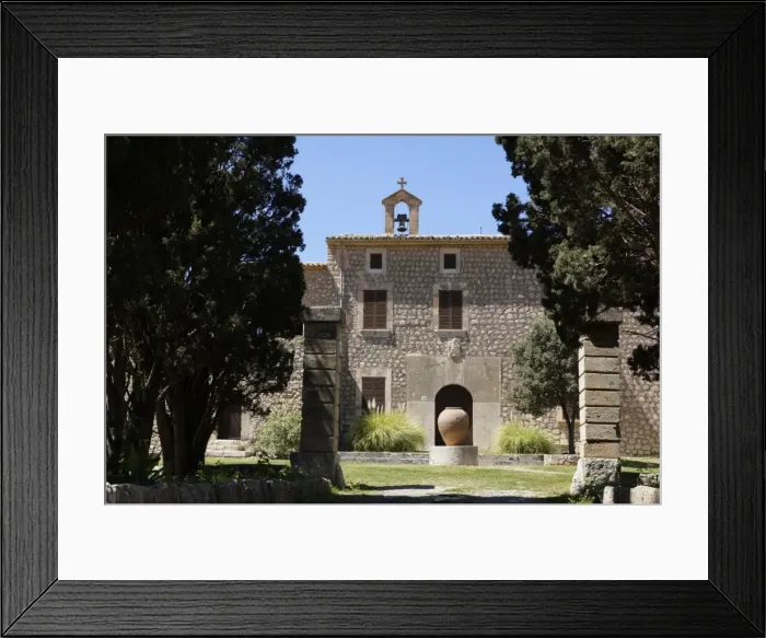 Framed Print : Mallorca, Spain, Valldemossa - Estate Entrance Framed Print : Mallorca, Spain, Valldemossa - Estate Entrance