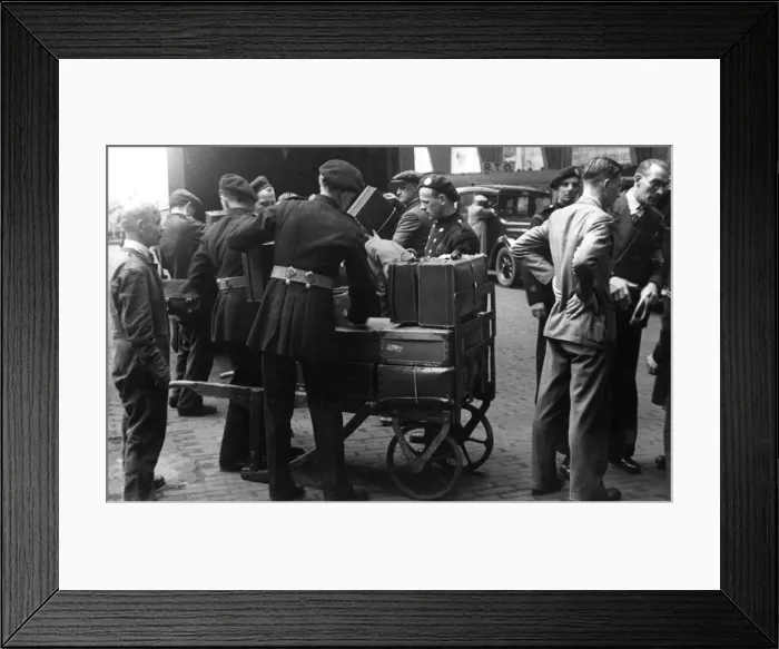 Framed Print : NFS personnel loading luggage, St Pancras, WW2 Framed Print : NFS personnel loading luggage, St Pancras, WW2