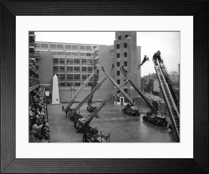 Framed Print : Annual Review, turntable ladder demonstration, London HQ Framed Print : Annual Review, turntable ladder demonstration, London HQ